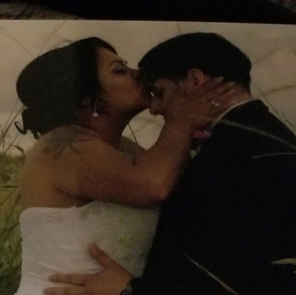 Meet your Posher, Monica - Picture 3 of 6